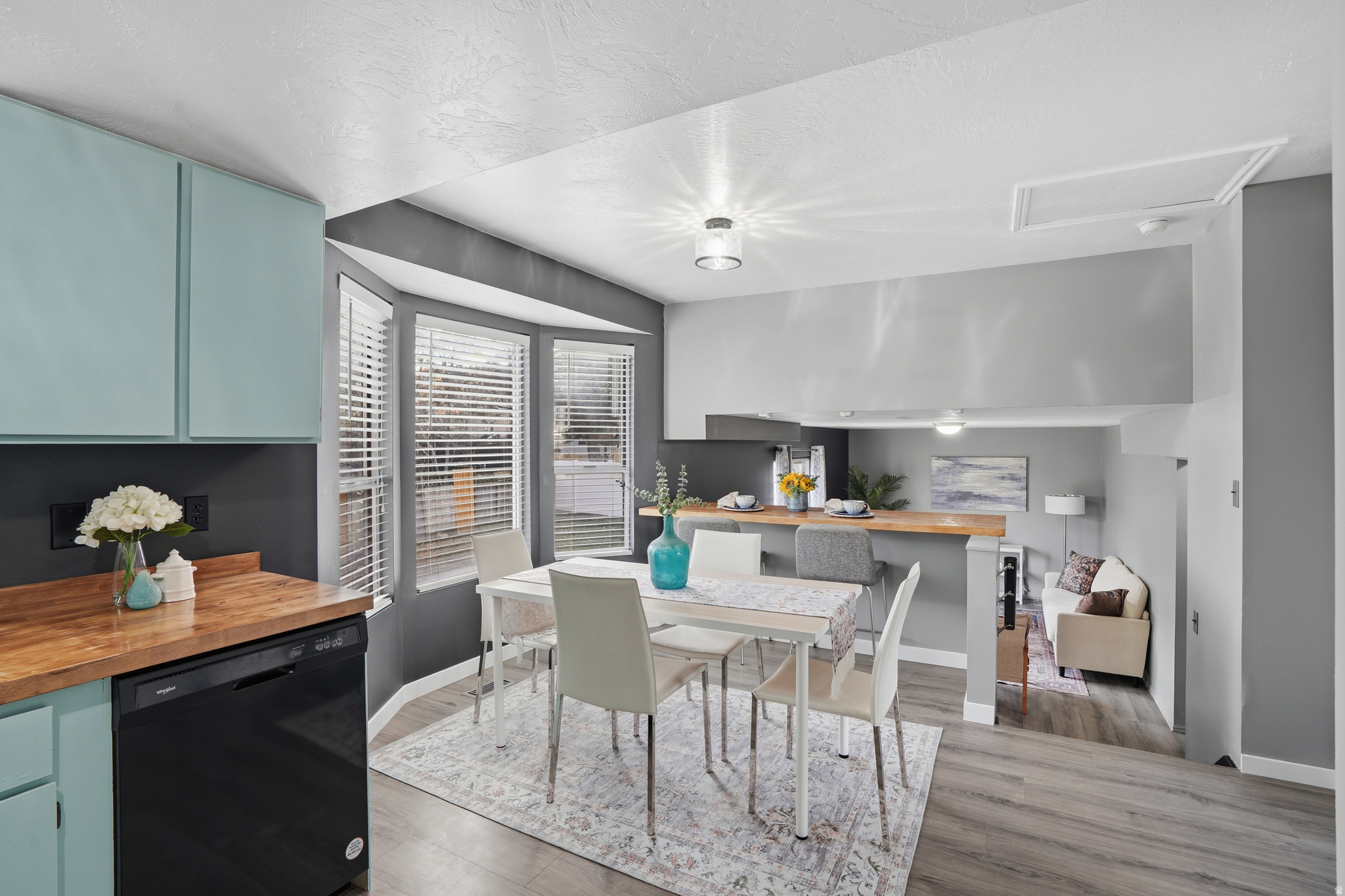 OQUIRRH SHADOWS - Residential