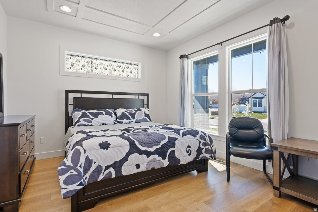 SYCAMORES COVE - Residential