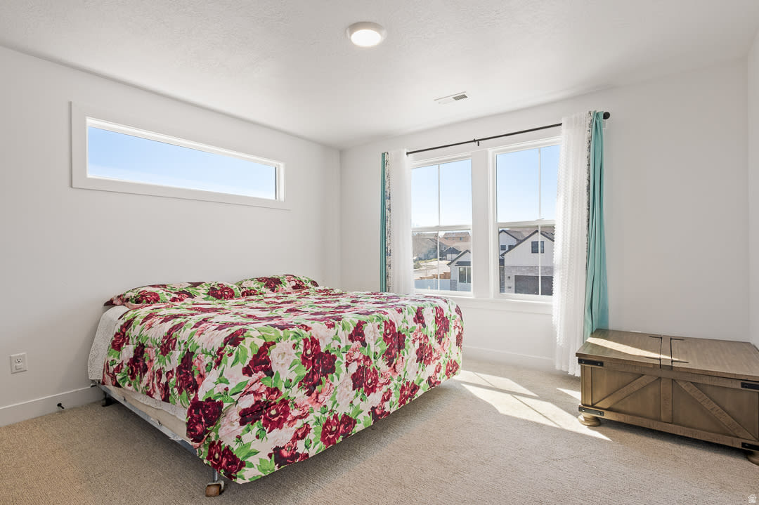 SYCAMORES COVE - Residential