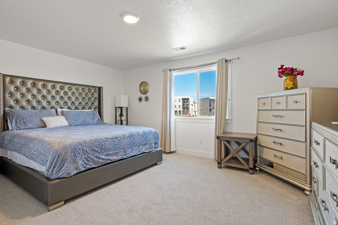 SYCAMORES COVE - Residential