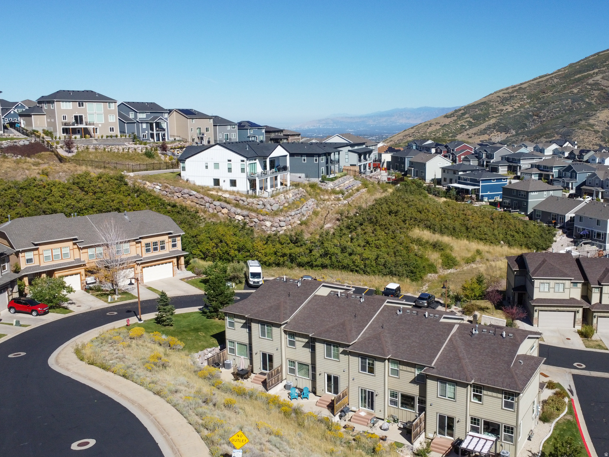 SUNCREST/STONELEIGH - Residential