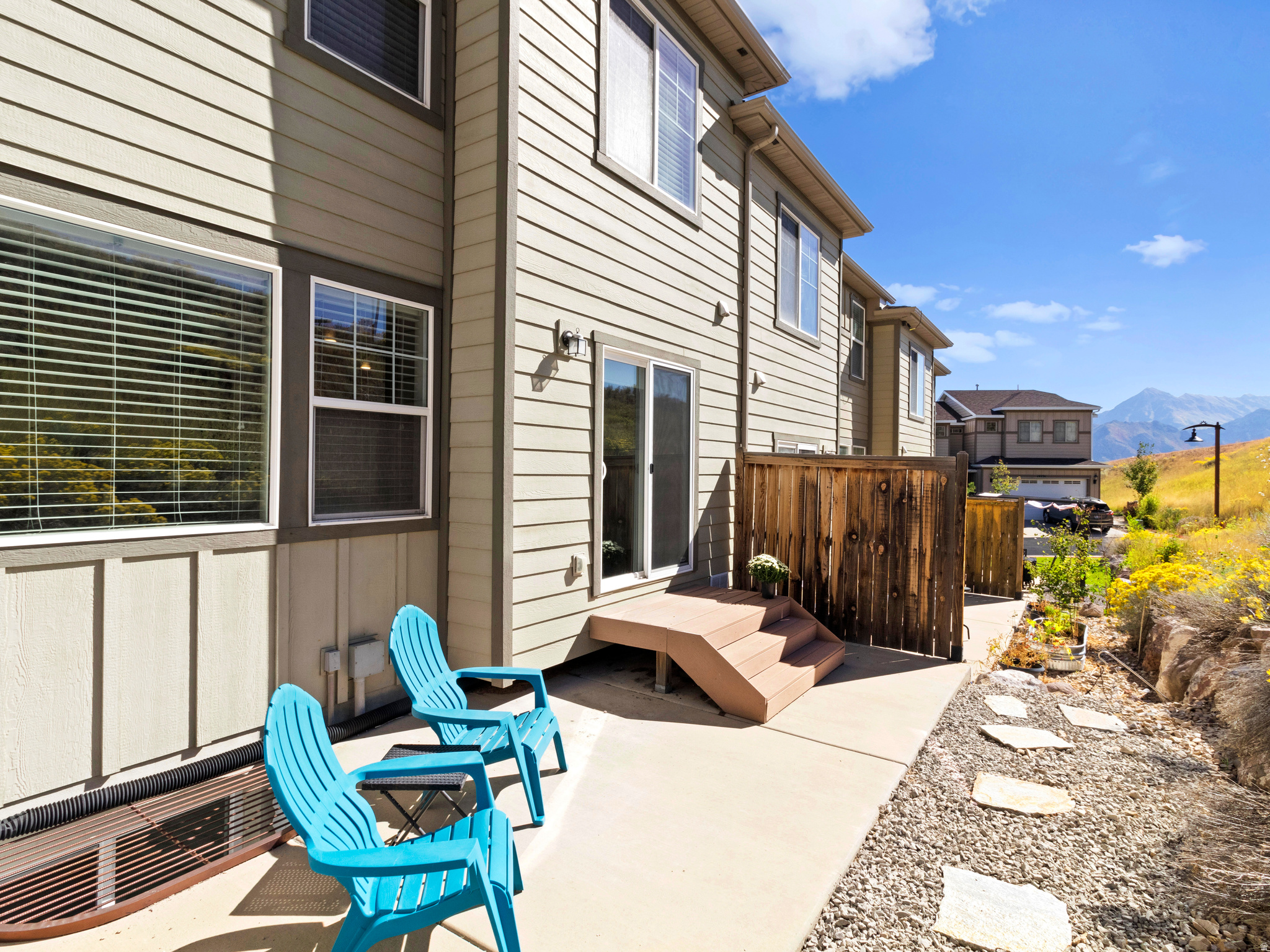 SUNCREST/STONELEIGH - Residential