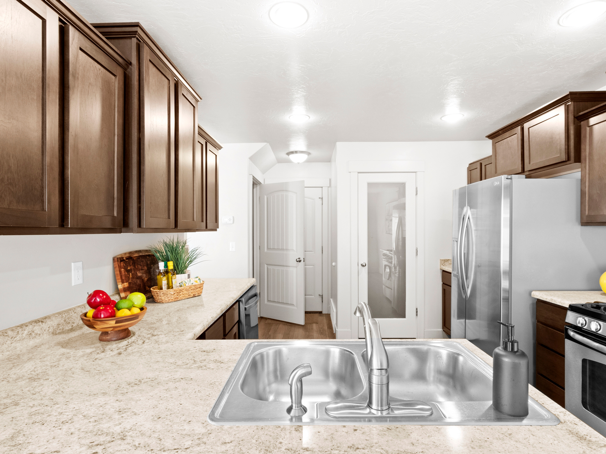 SUNCREST/STONELEIGH - Residential