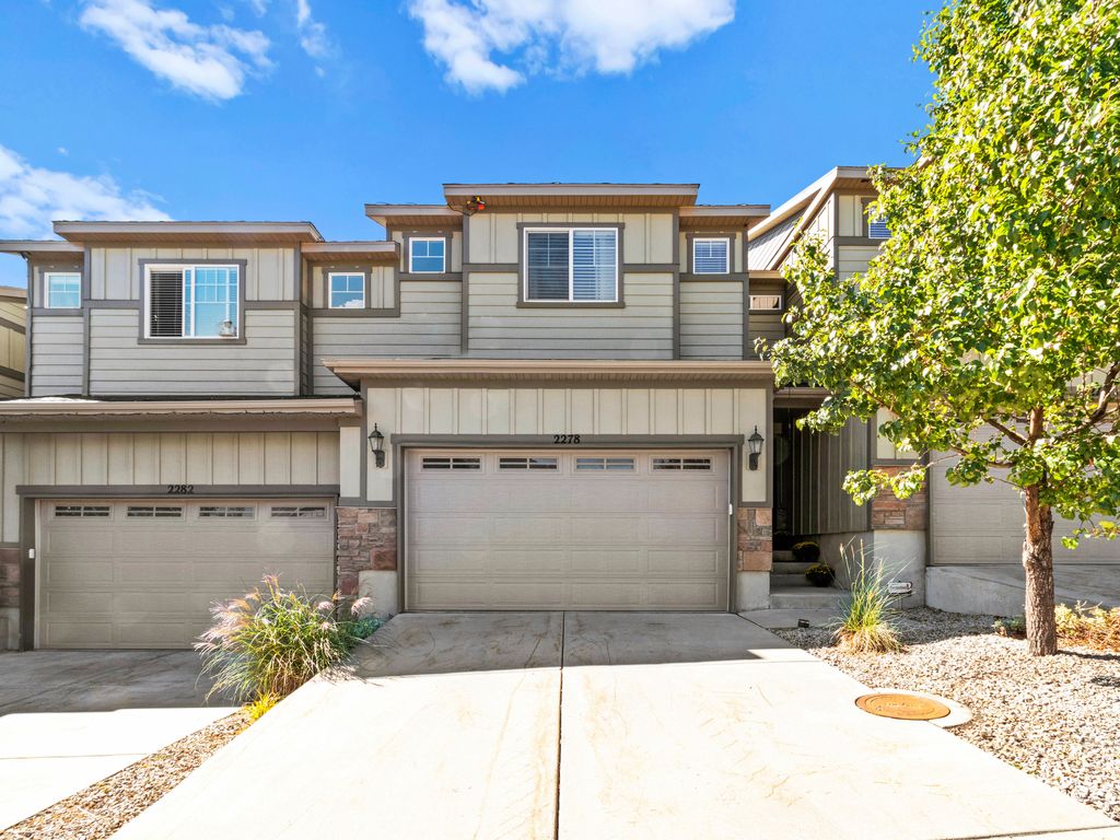 Photo of 2278 E DEER PARK LN S, Draper, UT 84020 (MLS # 2148267)
