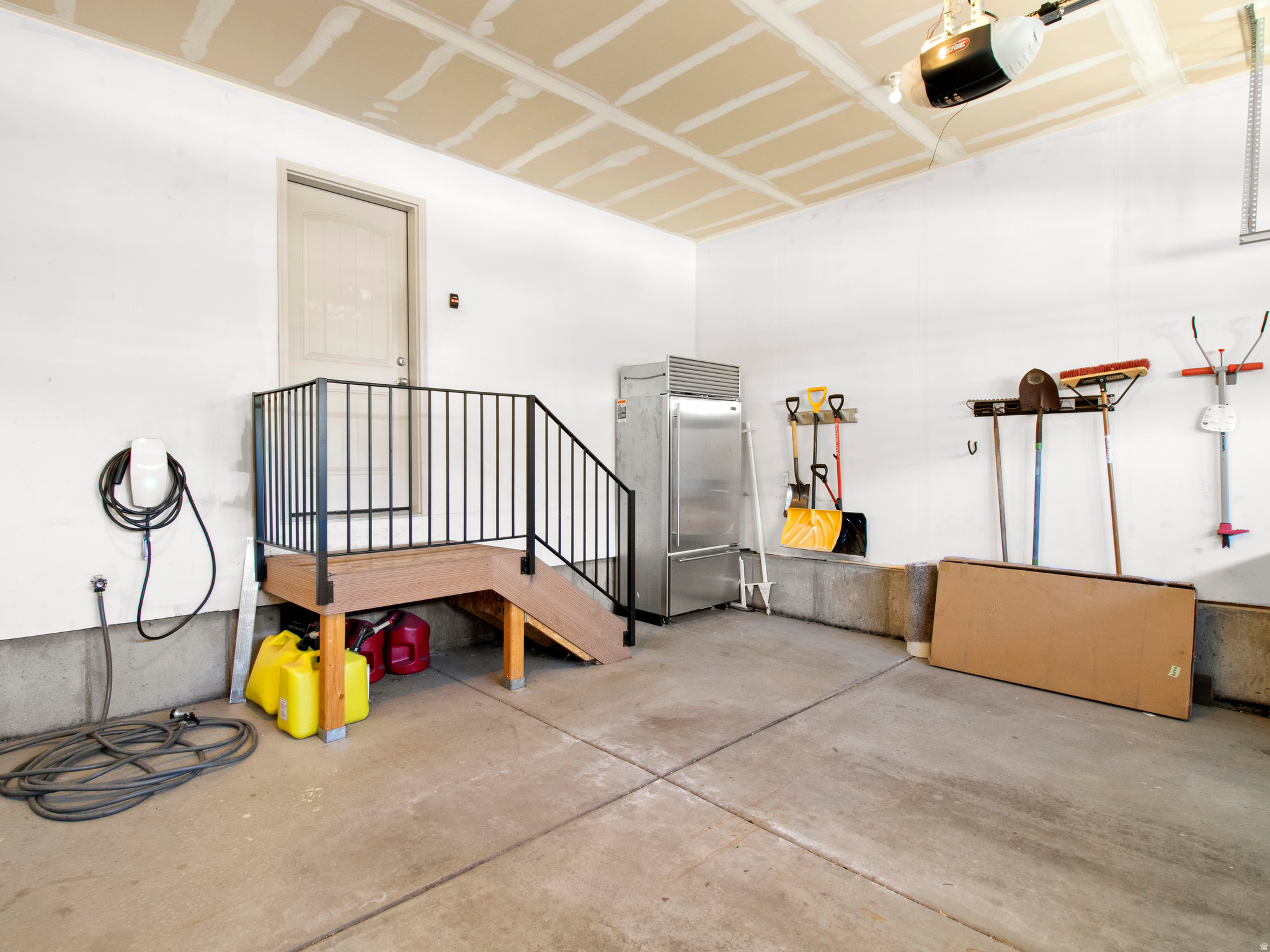 SUNCREST/STONELEIGH - Residential