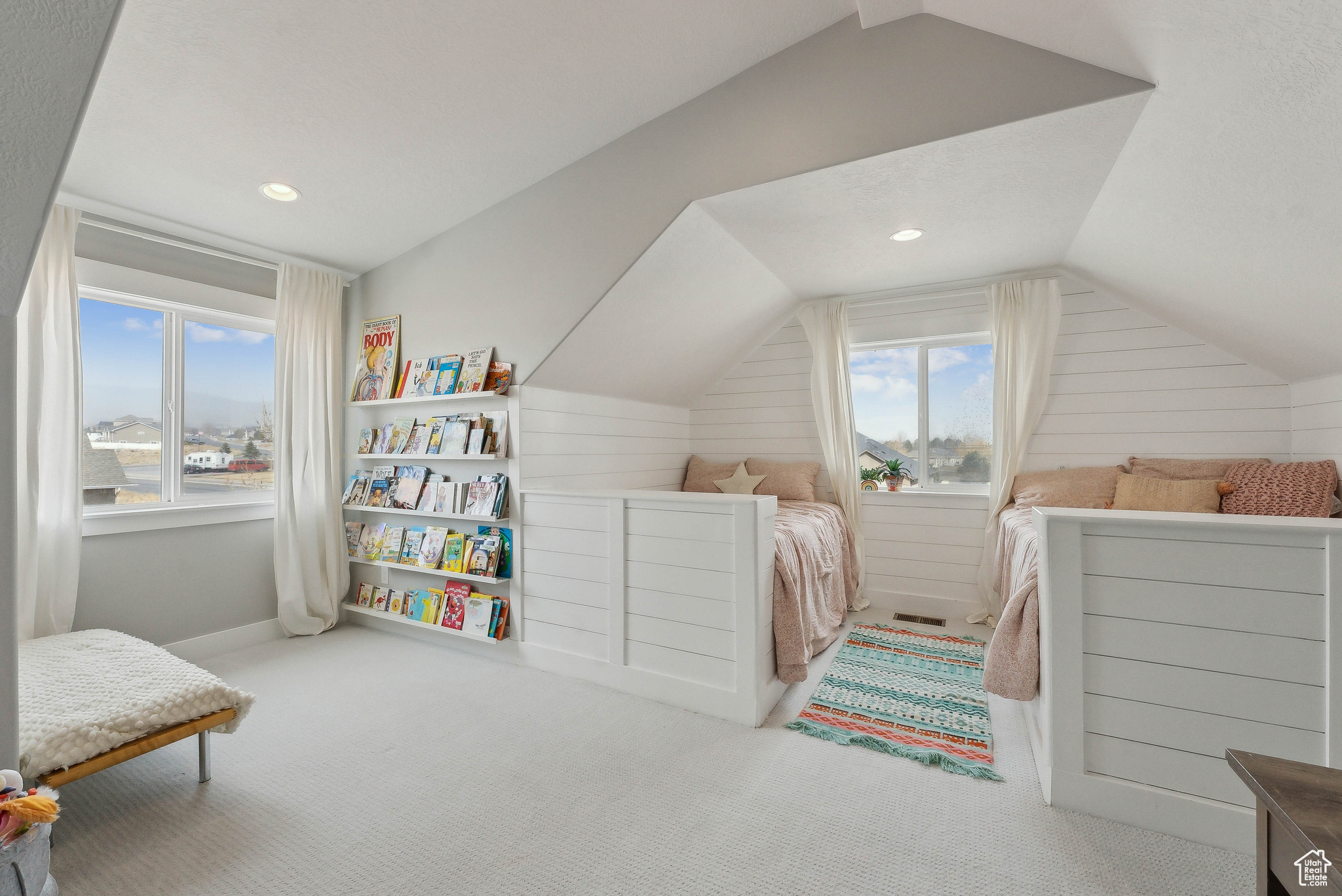 VALLEY VIEW - Residential