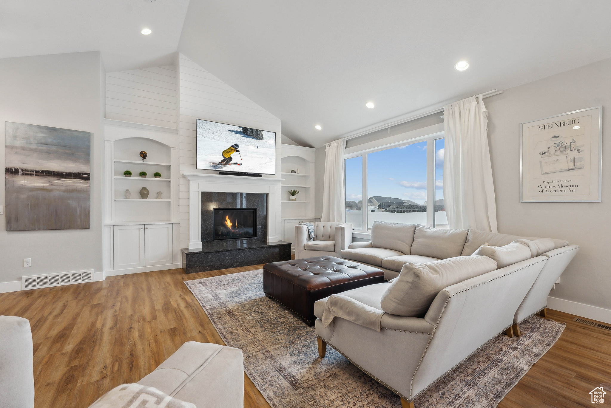 VALLEY VIEW - Residential