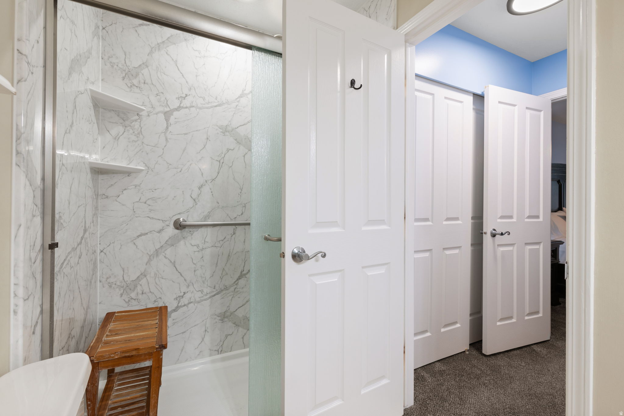 PAGES PLACE - Residential