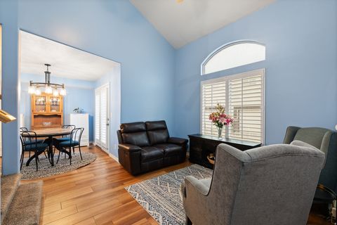 Tiny photo for 1625 PAGES PL, Bountiful, UT 84010 (MLS # 2140680)