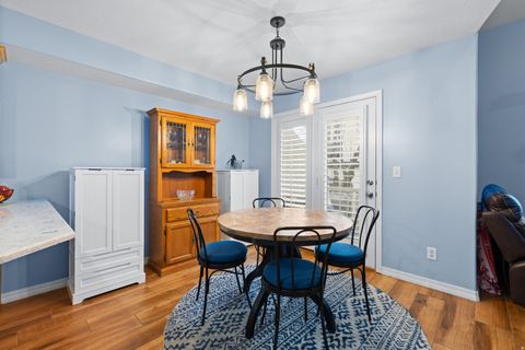 Tiny photo for 1625 PAGES PL, Bountiful, UT 84010 (MLS # 2140680)