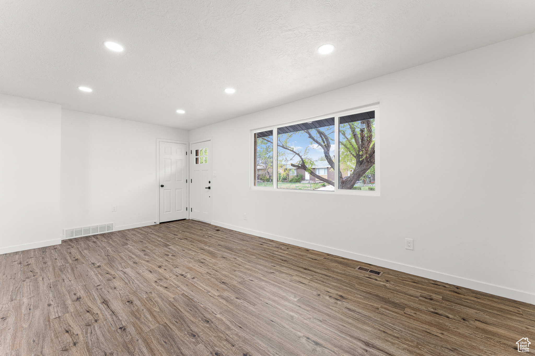 7322 W Miriam Way, Magna, Utah image 10