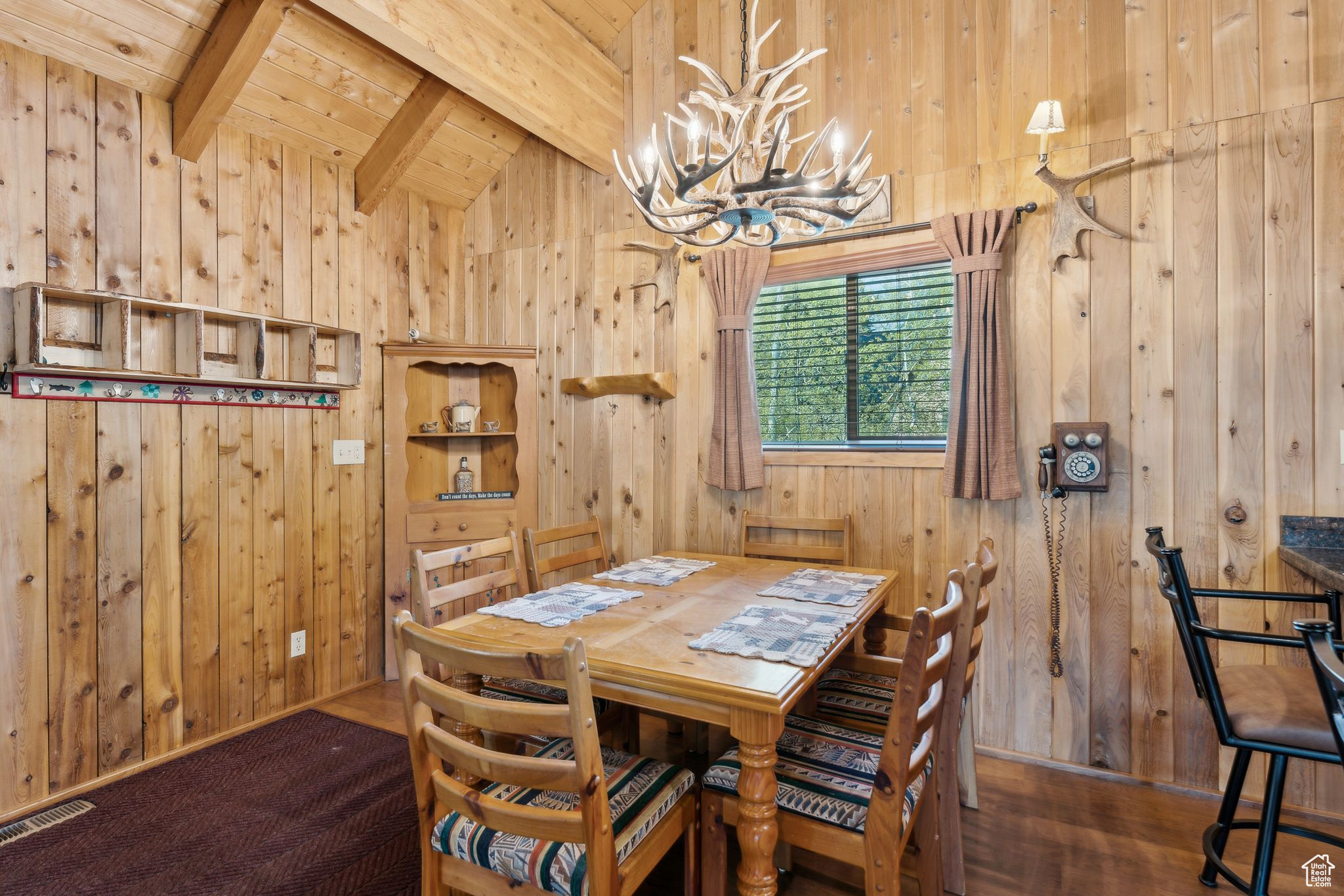 PINE MOUNTAIN - Residential