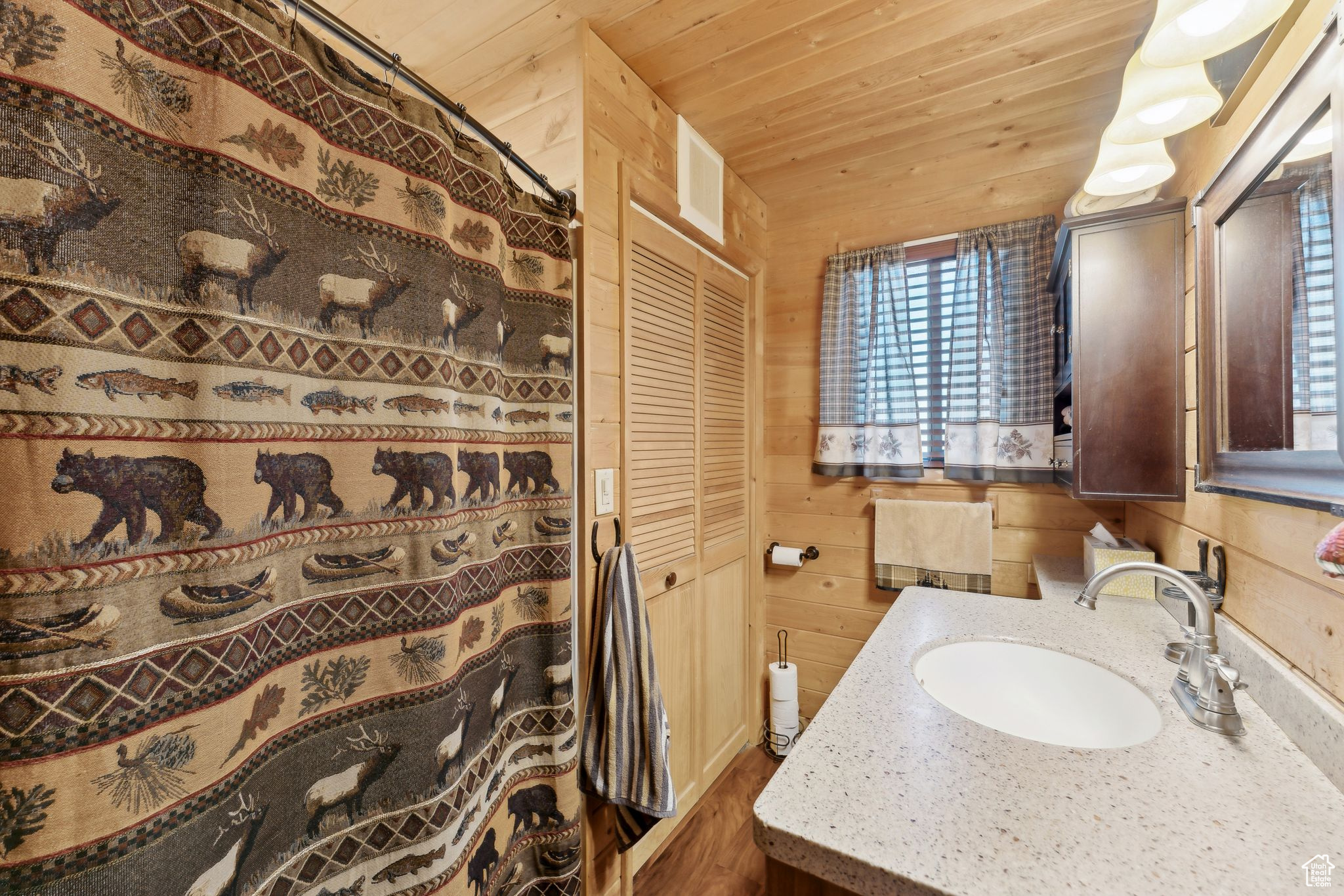 PINE MOUNTAIN - Residential