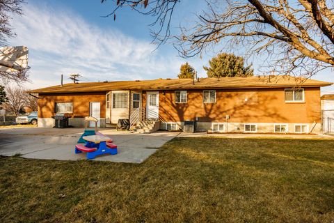 Tiny photo for 5995 W 9600 N, Highland, UT 84003 (MLS # 2132024)