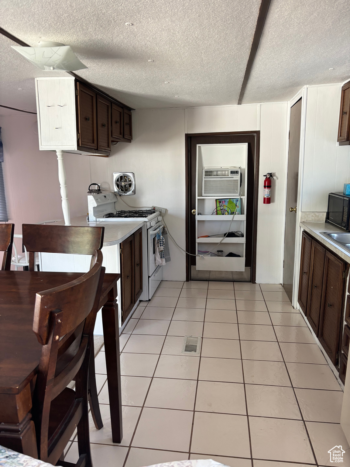 SWEETWATER RIDGE - Residential