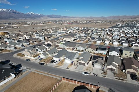 Tiny photo for 1663 E SHADOW DR, Eagle Mountain, UT 84005 (MLS # 2136538)