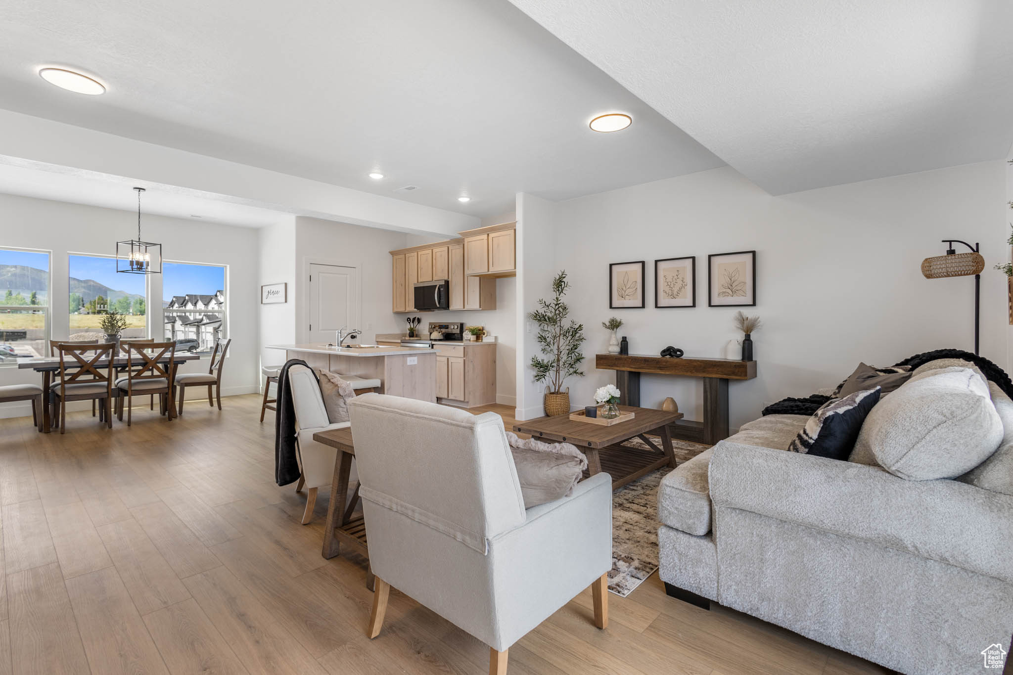 LEXINGTON AT OVERLAKE SUBDIVISION - Residential