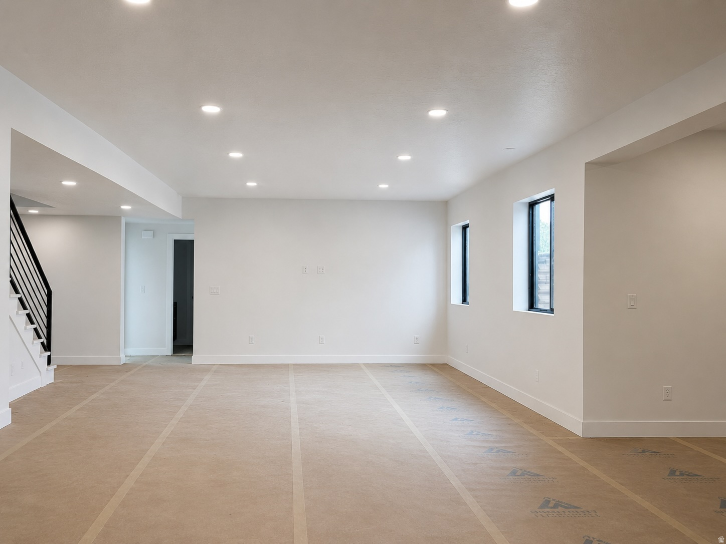 EASTRIDGE ESTATES - Residential