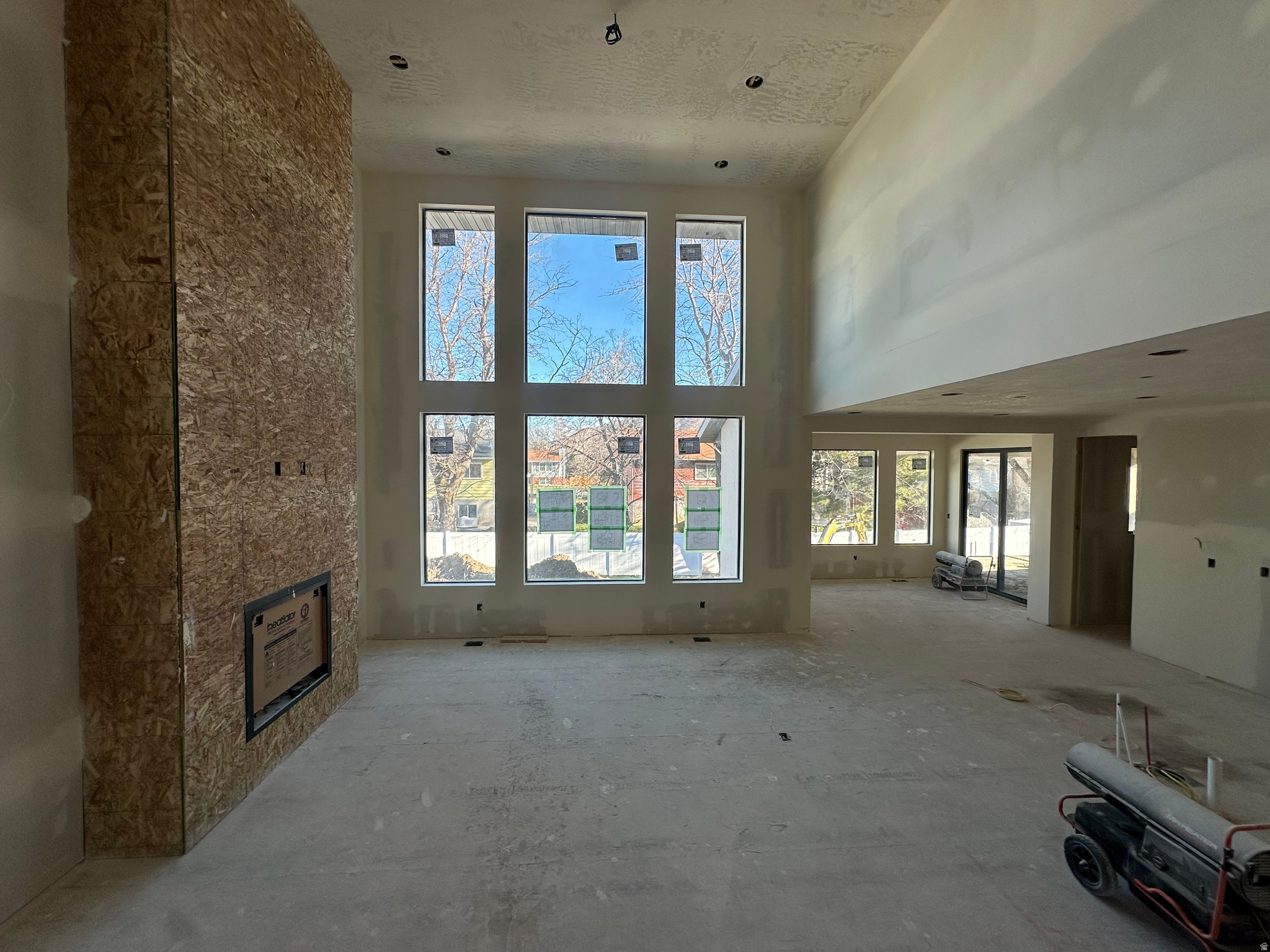 EASTRIDGE ESTATES - Residential