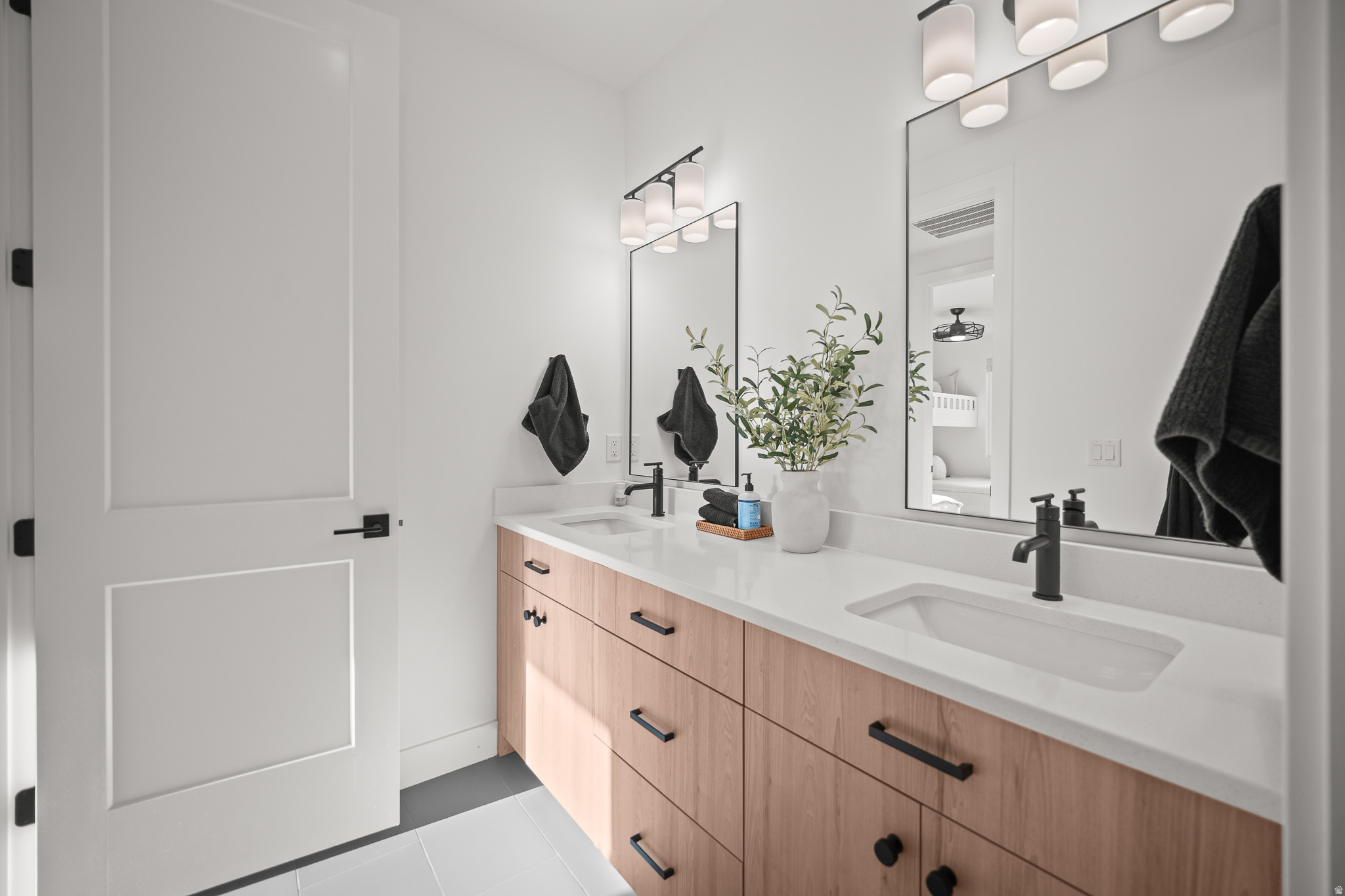 DESERT COLOR RESORT PH 2A 1ST AMD - Residential