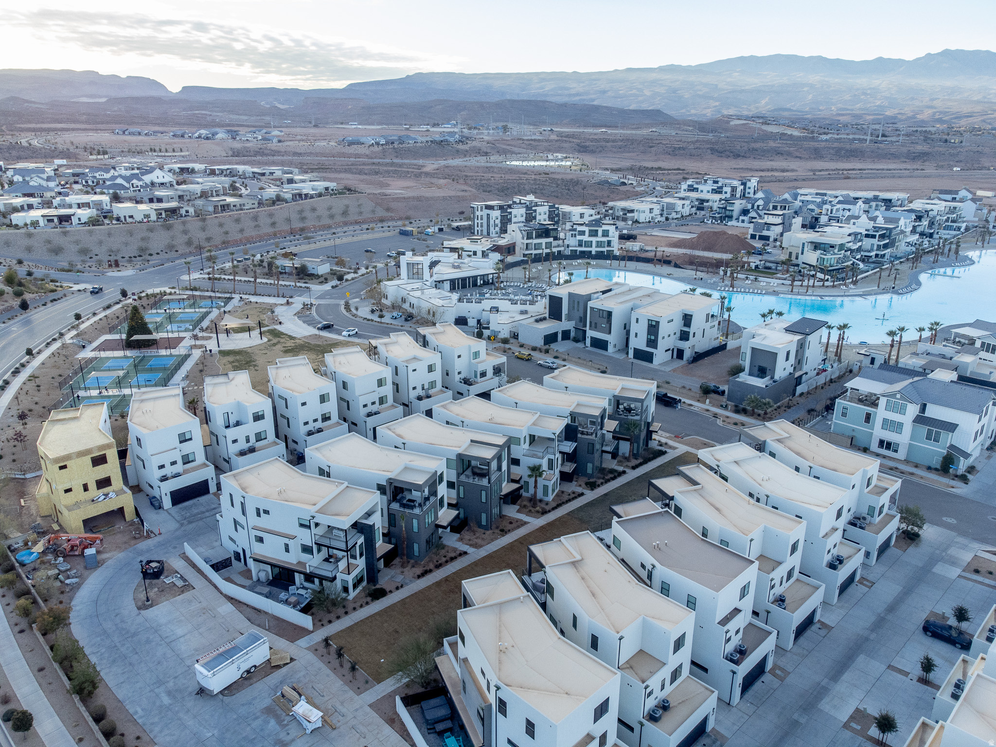 DESERT COLOR RESORT PH 2A 1ST AMD - Residential