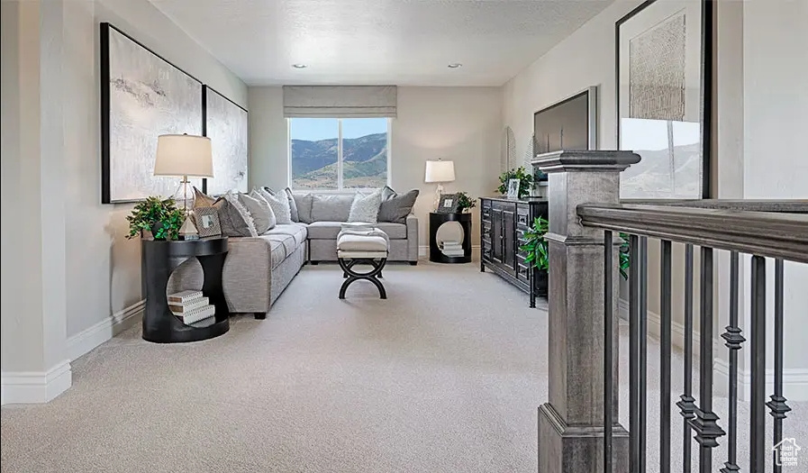 PONY EXPRESS ESTATES - Residential