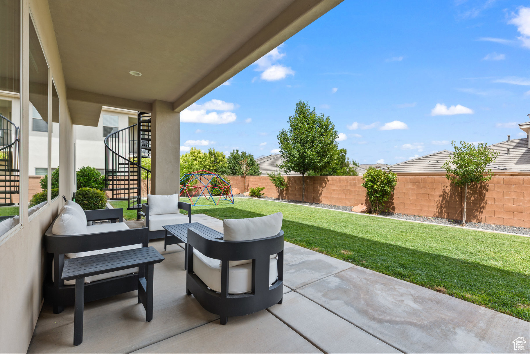 HILLS AT SANTA CLARA 1A - Residential