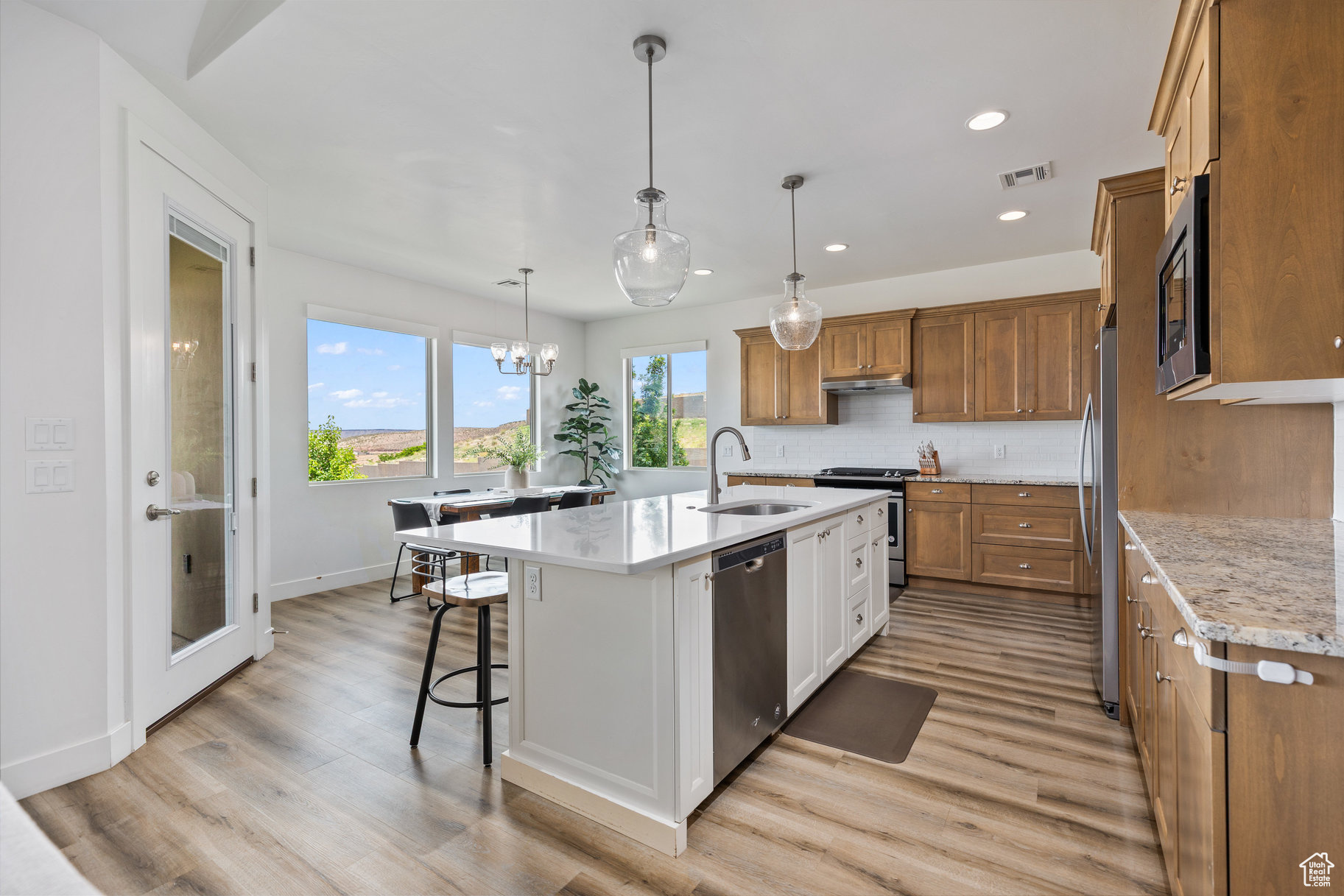 HILLS AT SANTA CLARA 1A - Residential