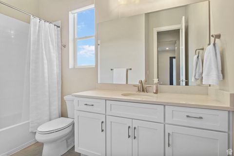 Tiny photo for 1749 W OAKRIDGE CIR, Lehi, UT 84043 (MLS # 2083791)