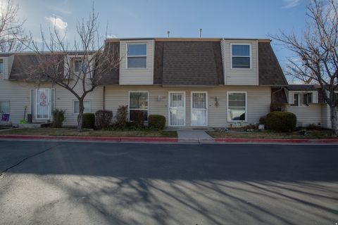 Tiny photo for 563 N 200 W, Bountiful, UT 84010 (MLS # 2135963)