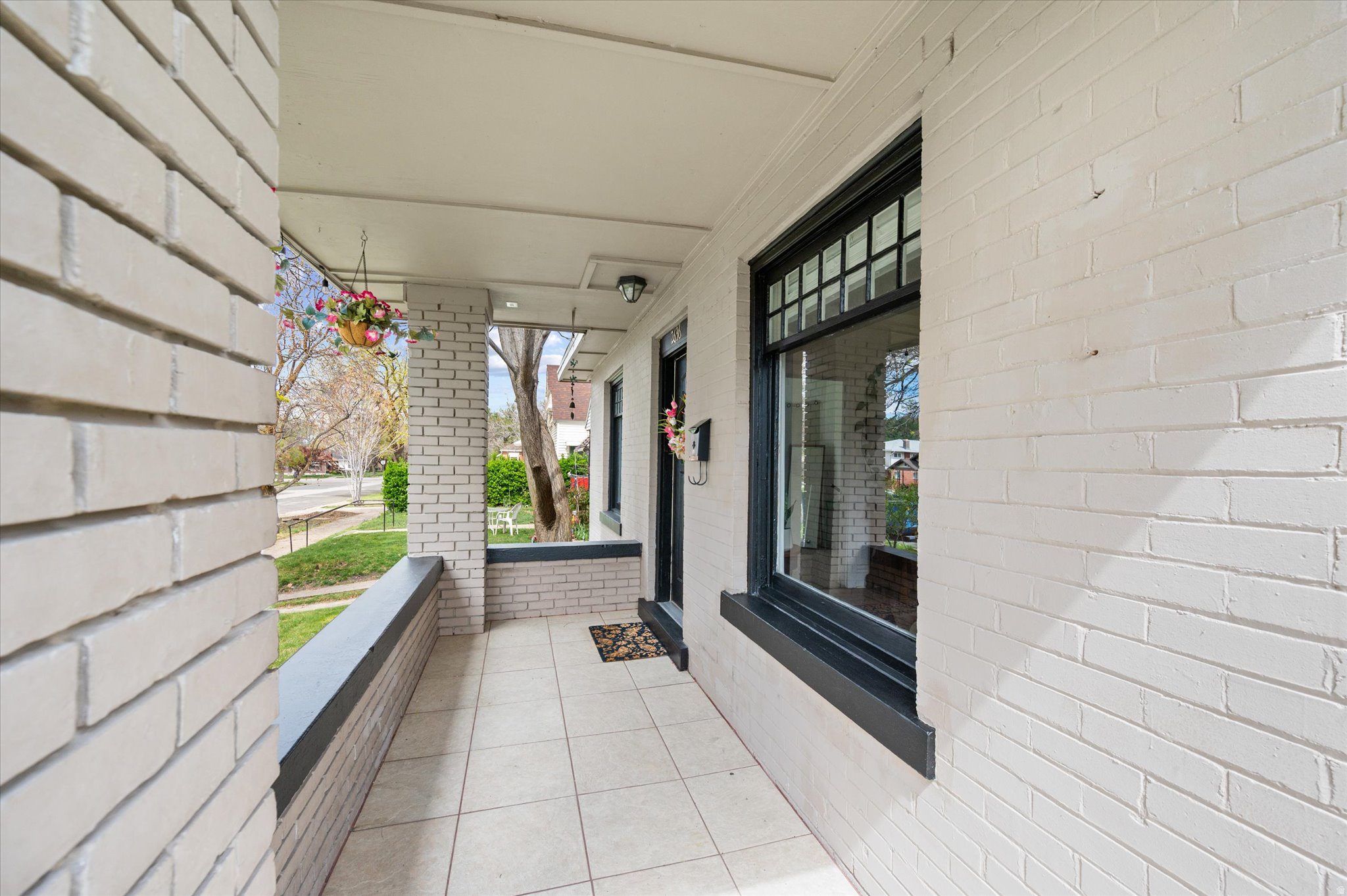 MOFFITTS SUBIDVISION - Residential