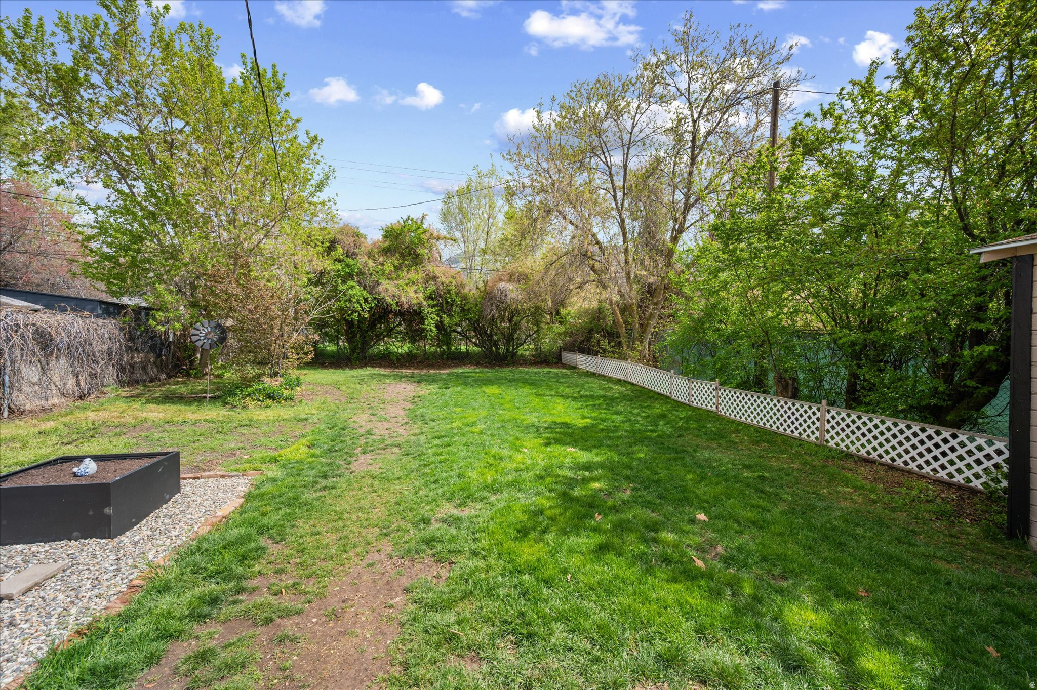 MOFFITTS SUBIDVISION - Residential