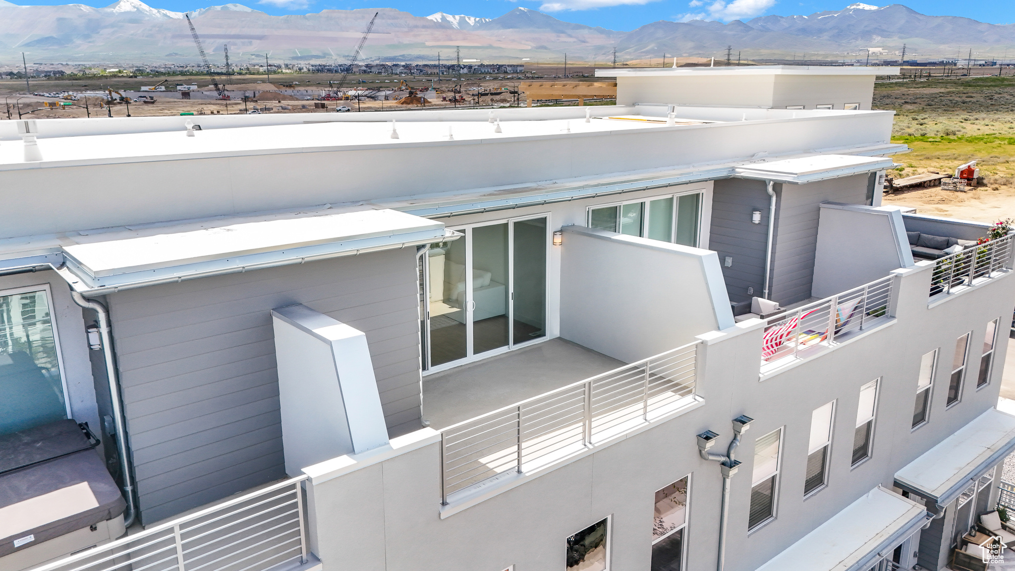 DAYBREAK SOUTH STATION MULTI FAMILY 6 - Residential