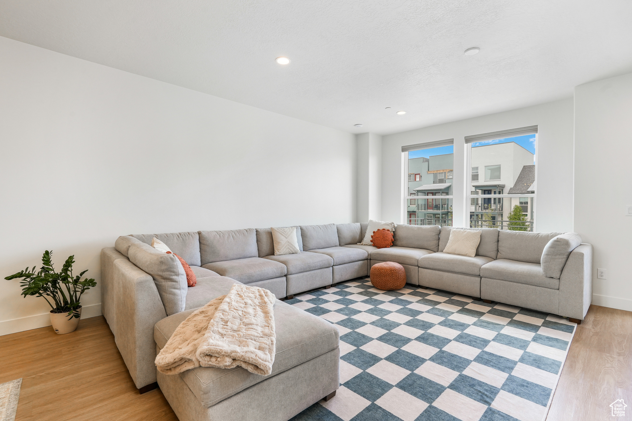 DAYBREAK SOUTH STATION MULTI FAMILY 6 - Residential