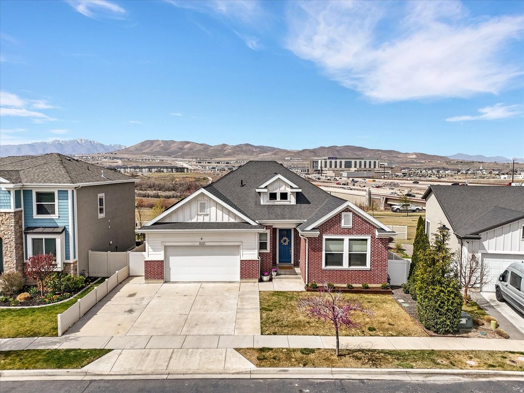 Photo of 1965 N 2600 W, Lehi, UT 84043 (MLS # 2149389)