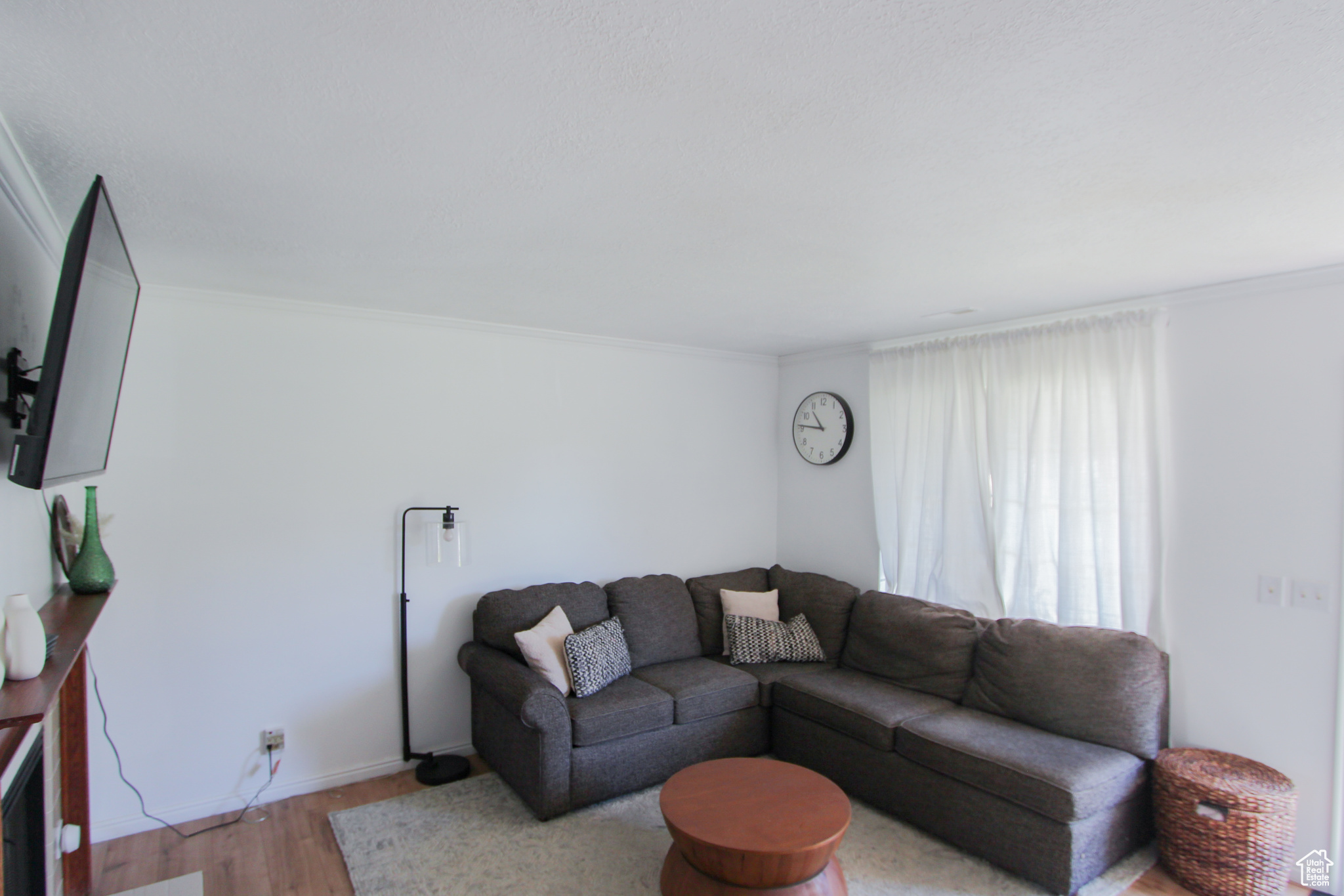 DEVONSHIRE COURT - Residential