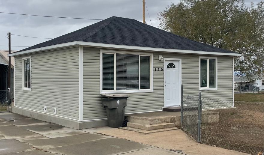 HUGE PRICE REDUCTION AND SELLER INCENTIVE! Remodeled from top to bottom. Beautiful/ functional floorplan with a large kitchen and living area. Updated kitchen, bathroom, light fixtures, blinds, paint, flooring, toilet.. etc. Siding, roof, windows, plumbing and electrical were redone in the recent past. This home is clean and beautiful. It shows extremely well. There aren't many "move in ready" homes in the area. Don't get stuck with a cheap property that needs an $80,000 make over.  Seller will gift the $20,000 lot to the right of the property with a full price offer on the home.  Owner/Agent.