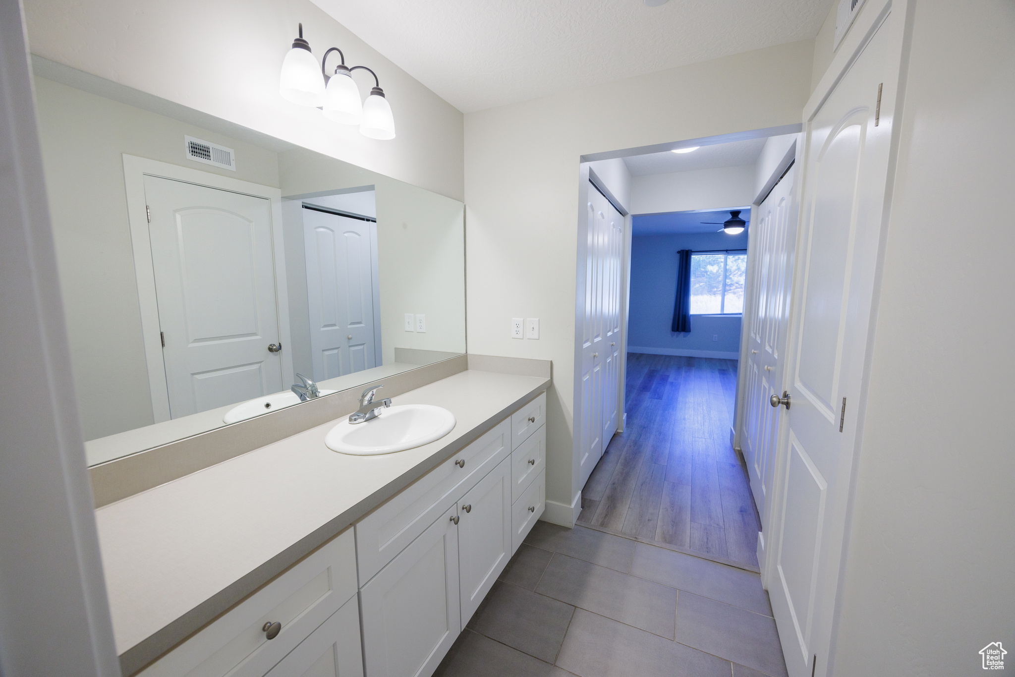 NORTH CANYON CONDO - Residential