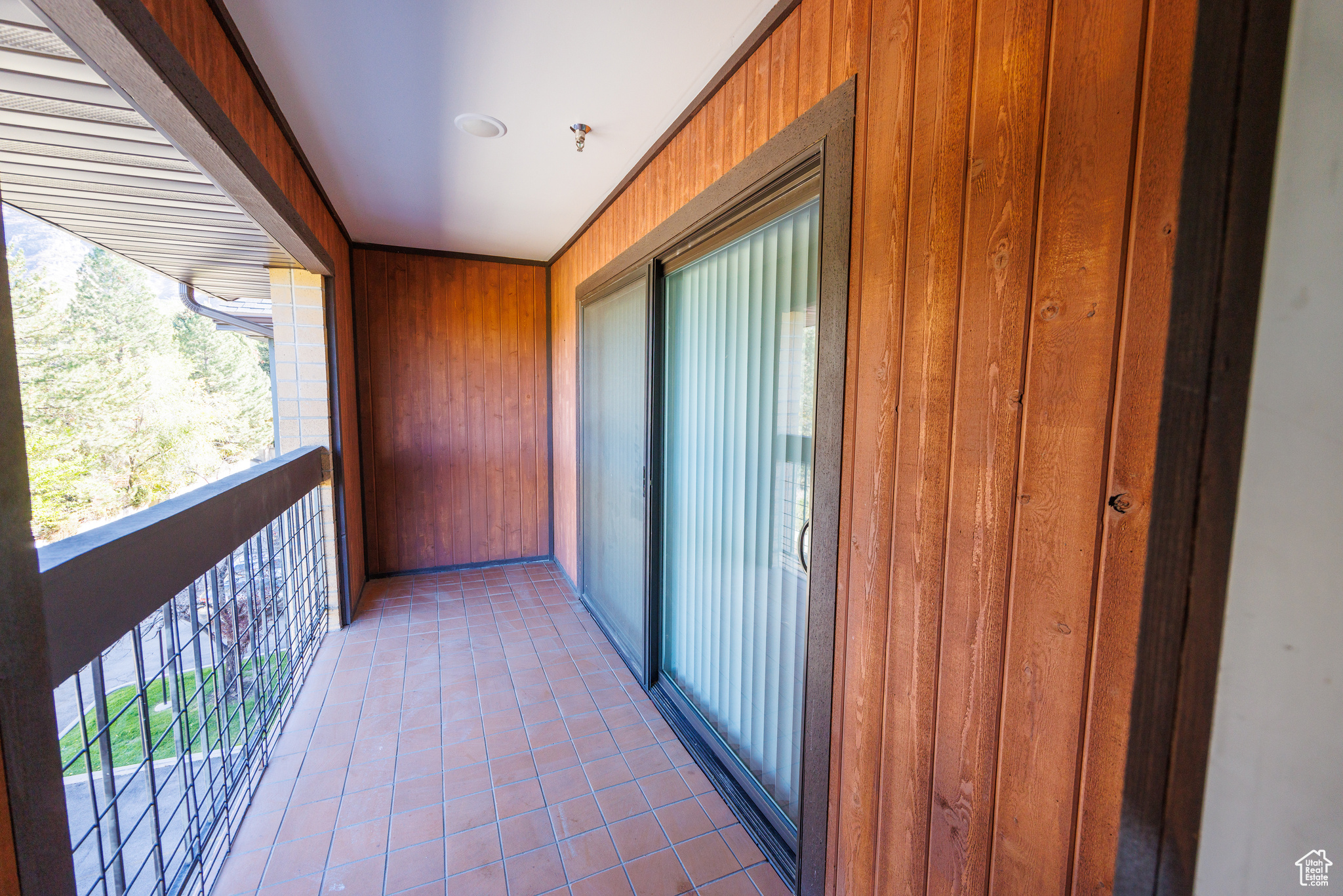 NORTH CANYON CONDO - Residential