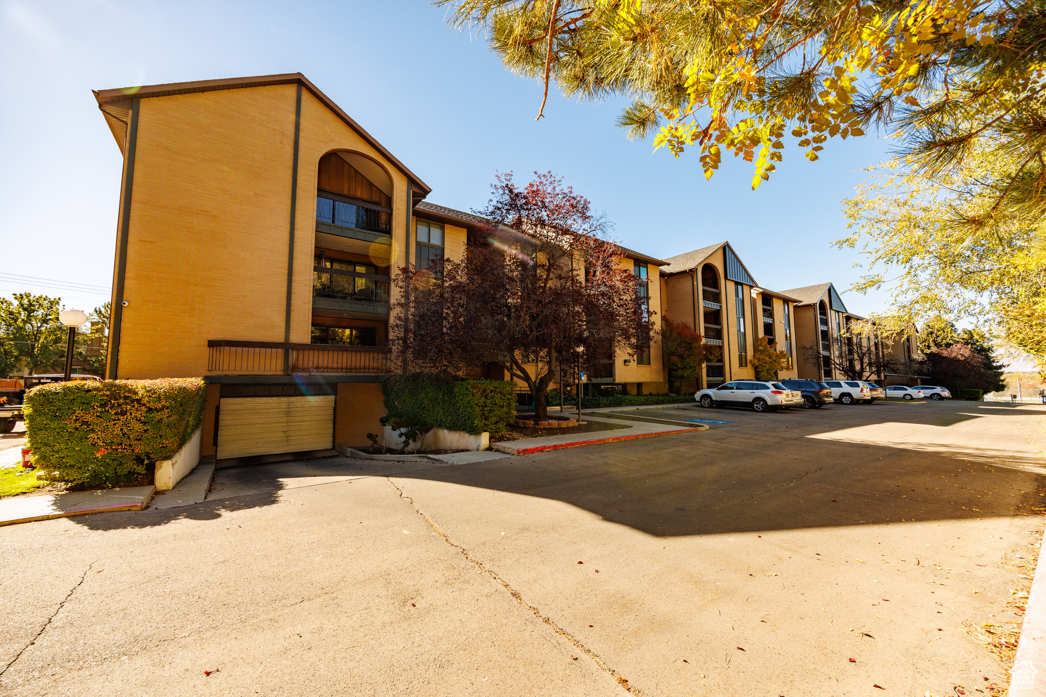 NORTH CANYON CONDO - Residential