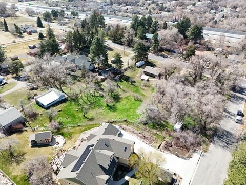 Tiny photo for 1752 N VALLEY VIEW DR. DR E, Layton, UT 84040 (MLS # 2141615)
