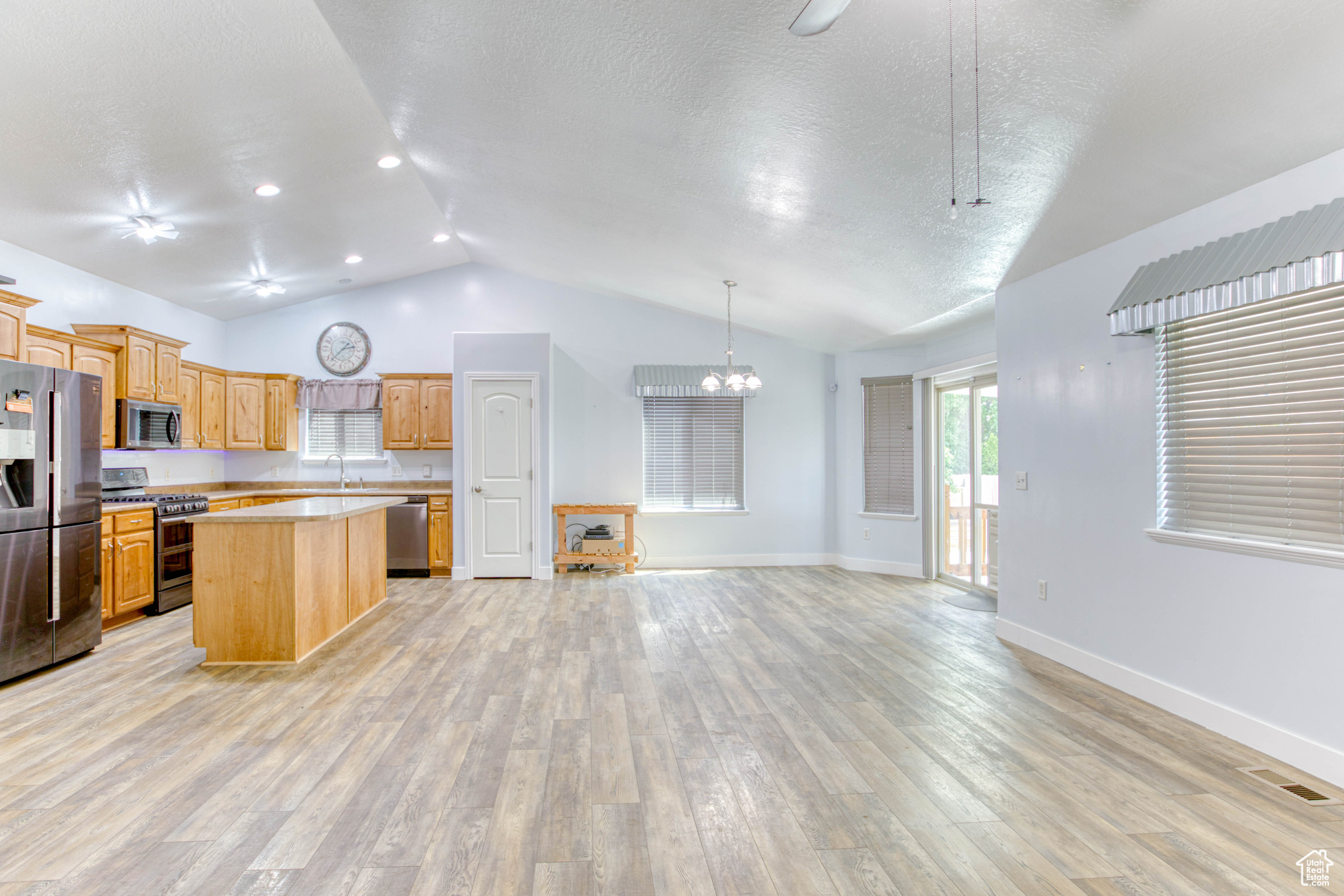 SUNSET ESTATES - Residential