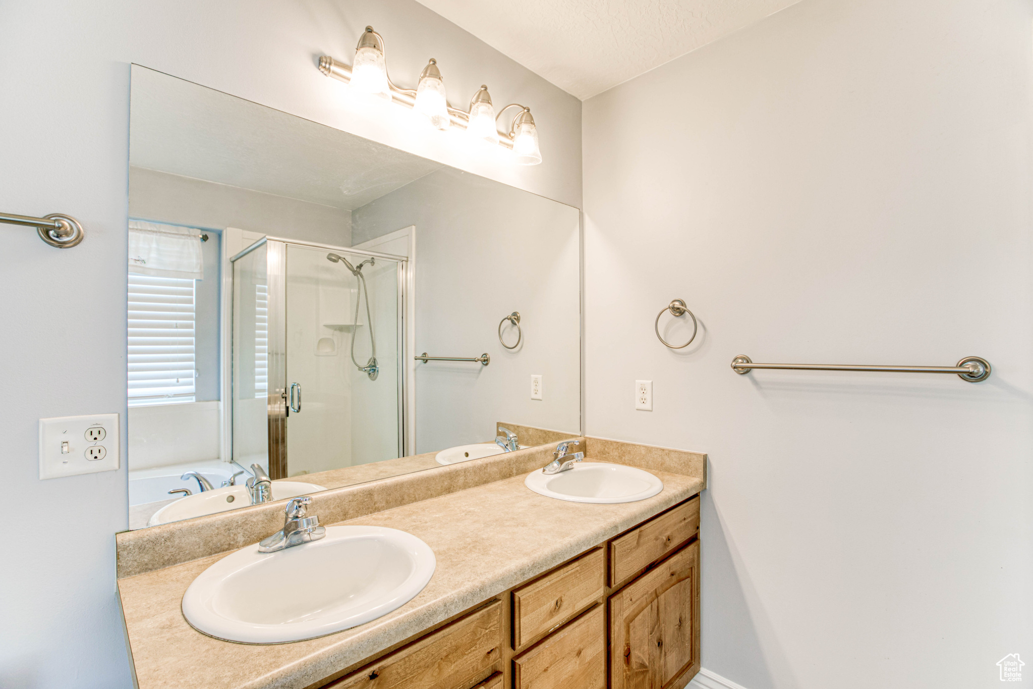 SUNSET ESTATES - Residential