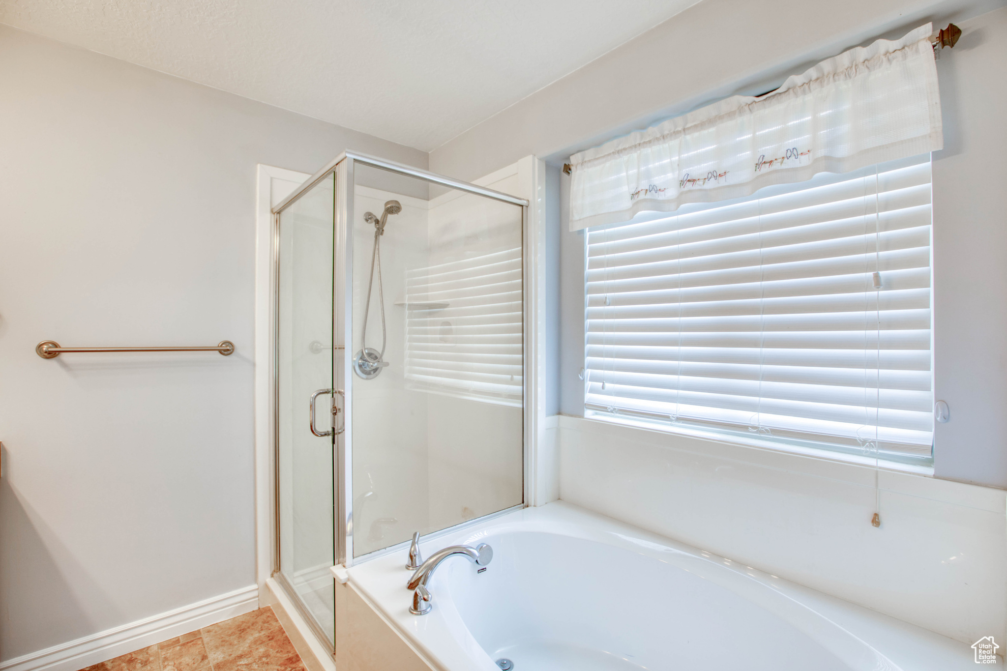 SUNSET ESTATES - Residential