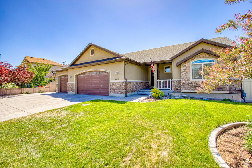 This 4 Bedroom home is in a Prime Location - close to everything! Key features include 3 Car Garage, Solar Panels, RV Parking & Beautiful Back Patio!   This home is priced ready to go!