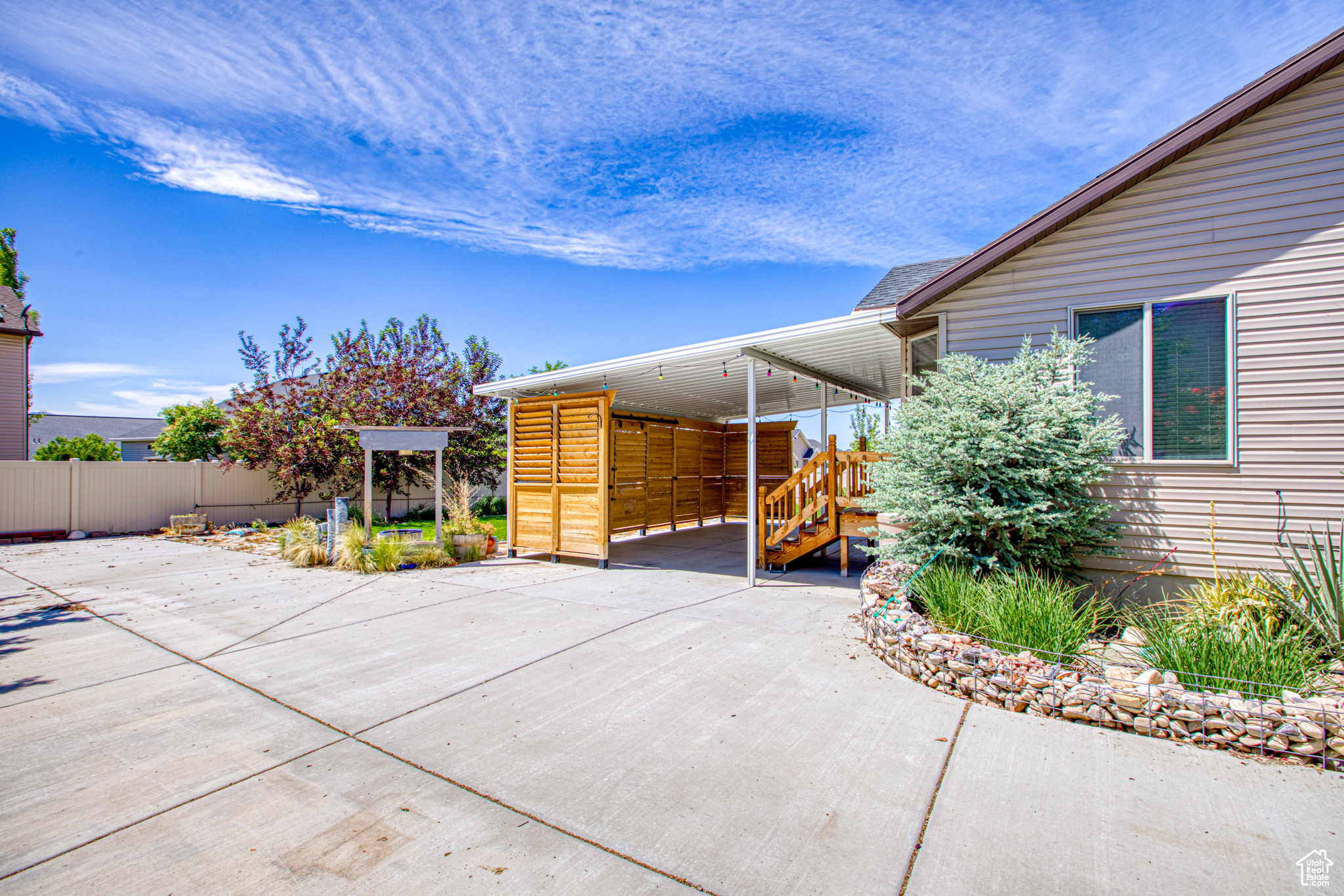 SUNSET ESTATES - Residential