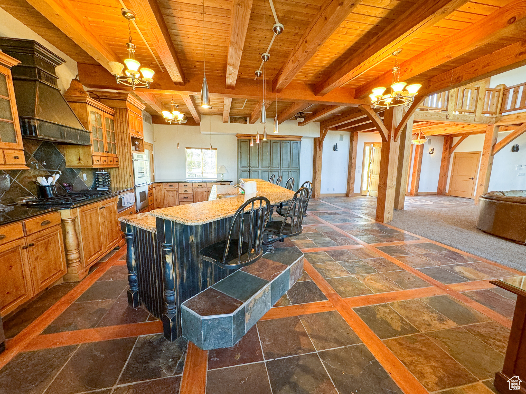 BANDANNA RANCH - Residential