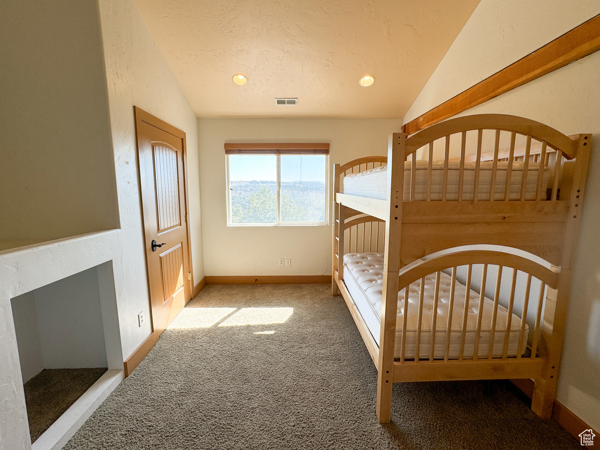 BANDANNA RANCH - Residential