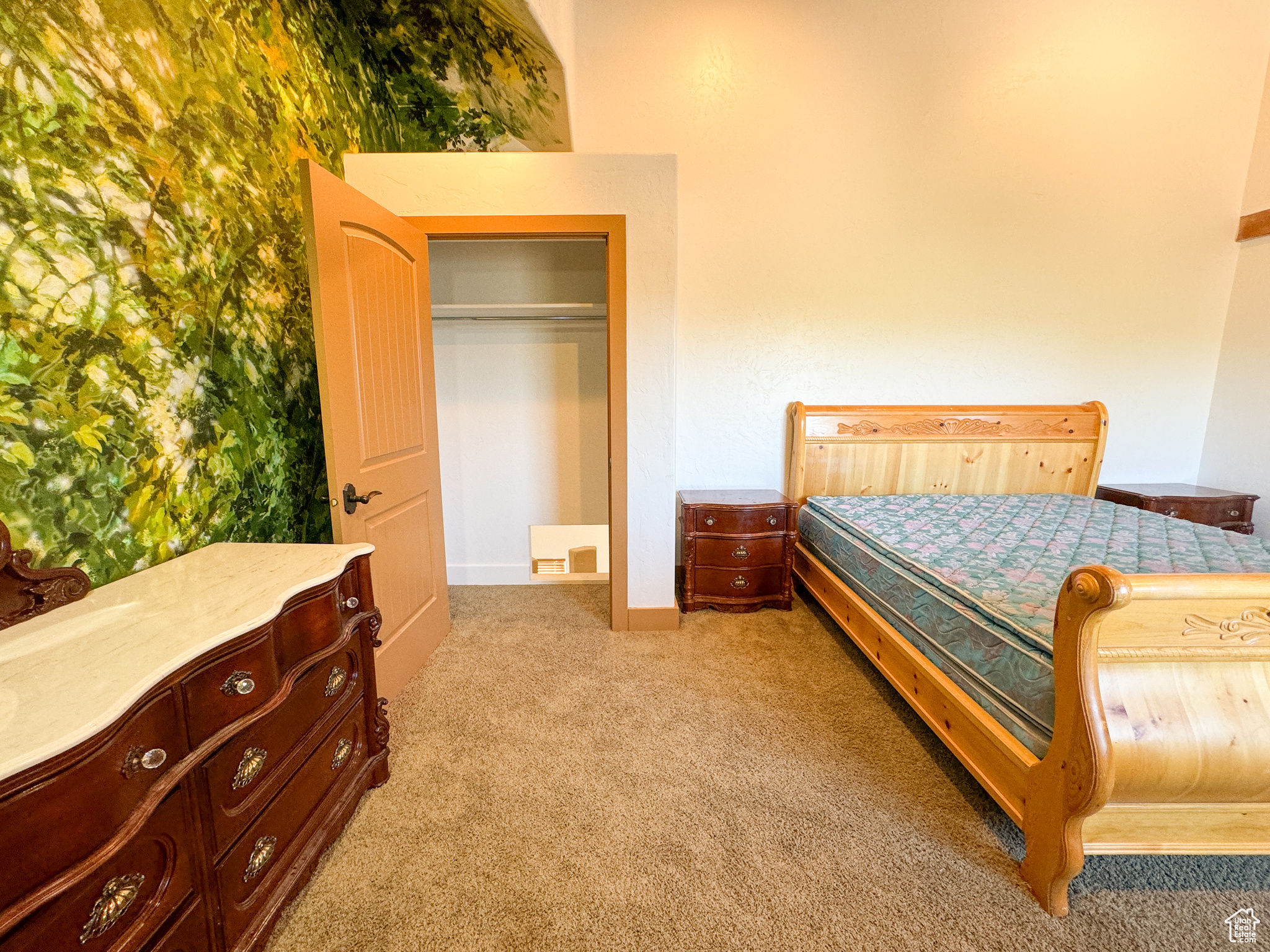 BANDANNA RANCH - Residential