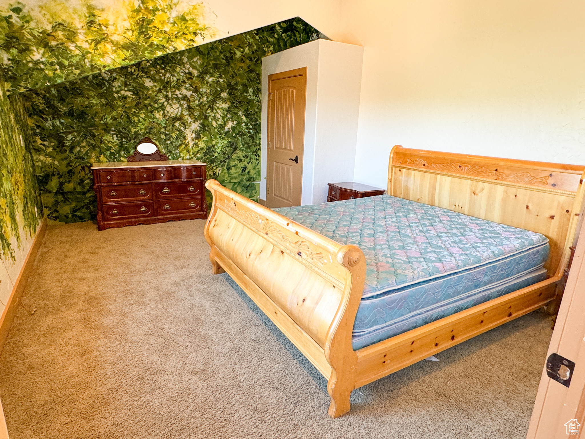 BANDANNA RANCH - Residential